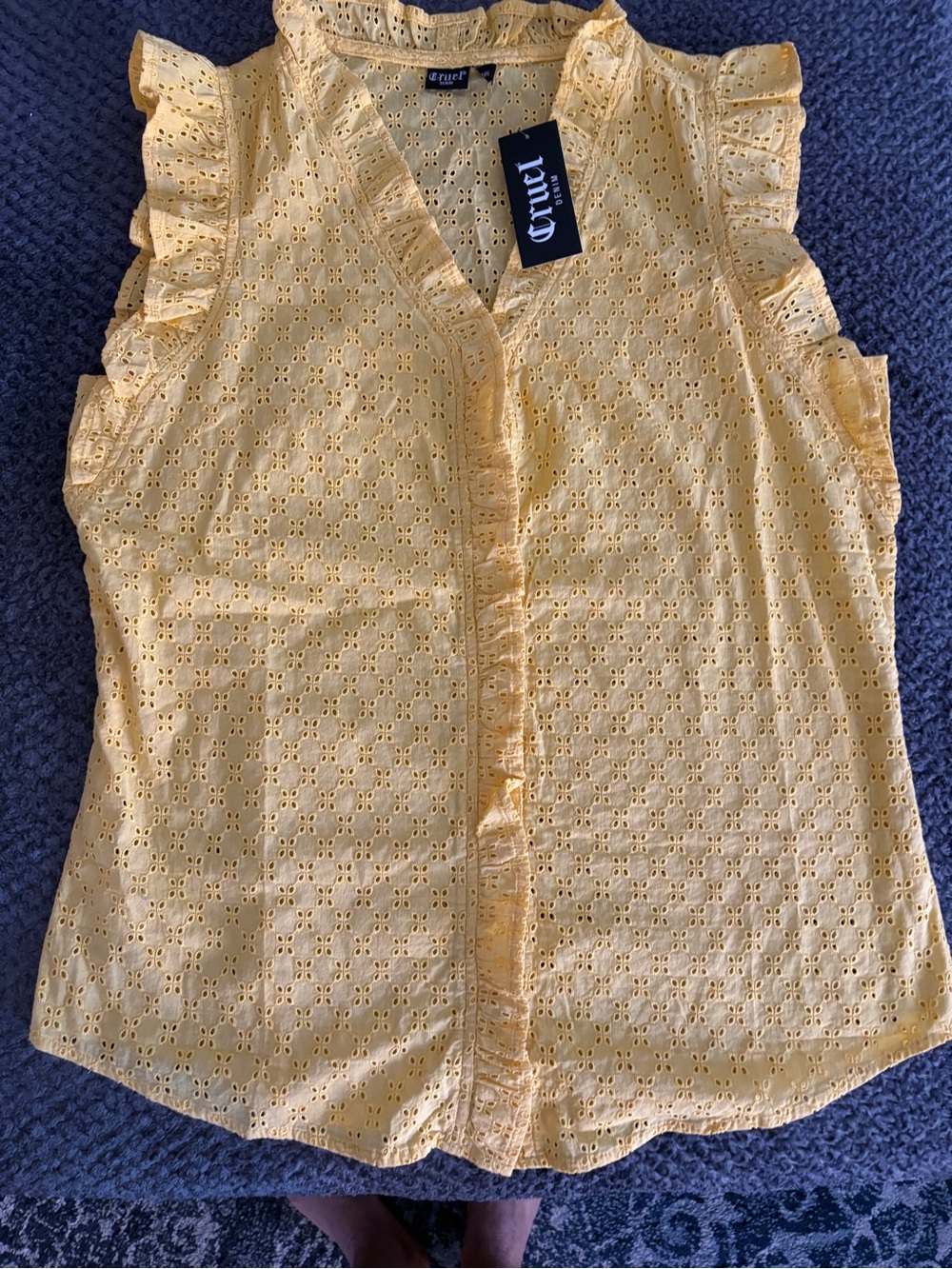 Women's Cruel Denim Eyelet Ruffled Sleeve Blouse in Yellow size M